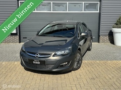 Opel Astra - 1.4 Design Edition, airco, trekhaak, cruise, apk 09-2025