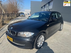 BMW 1-serie - 118d Corporate Business Line zeer nette auto