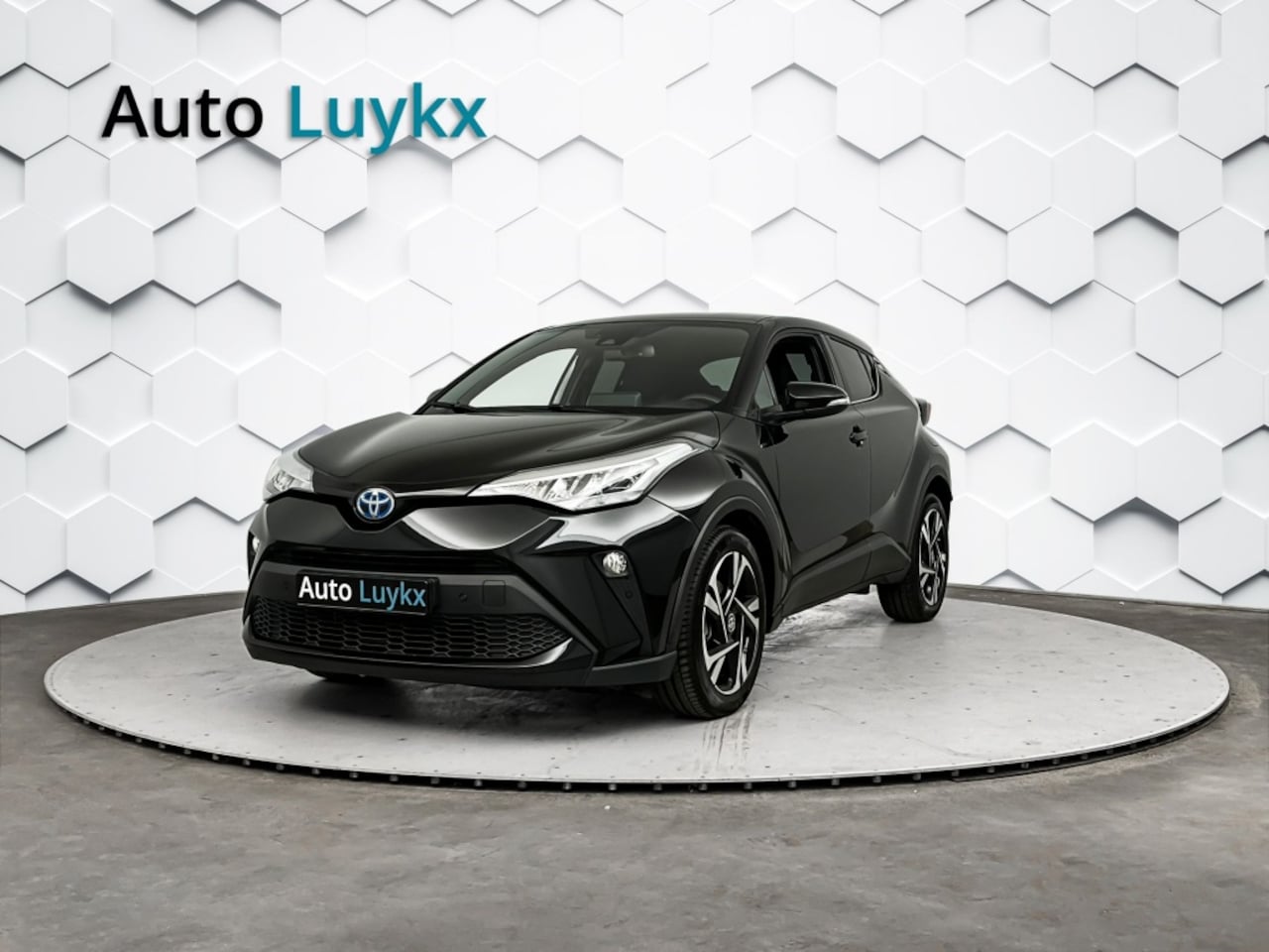 Toyota C-HR - 1.8 Hybrid Dynamic | Navigatie | 18'' L.M. Velgen | Adaptieve Cruise Control - AutoWereld.nl