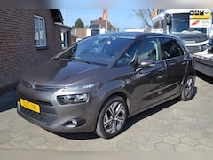 Citroën C4 Picasso - 1.2 PureTech Exclusive`- Airco - navi+Camara - cruise control - Velgen - Trekhaak - Parkee