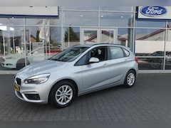 BMW 2-serie Active Tourer - 218i Executive AUTOMAAT, NAVIGATIE, CRUISE, CAMERA, AFN TREKHAAK