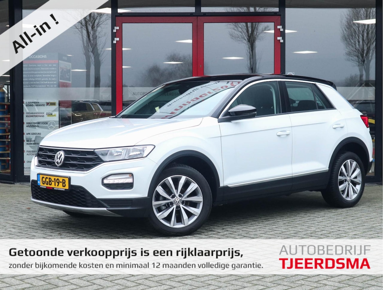 Volkswagen T-Roc - 1.5 TSI Style Automaat Navi/Cruise/Clima/Camera/Keyless - AutoWereld.nl