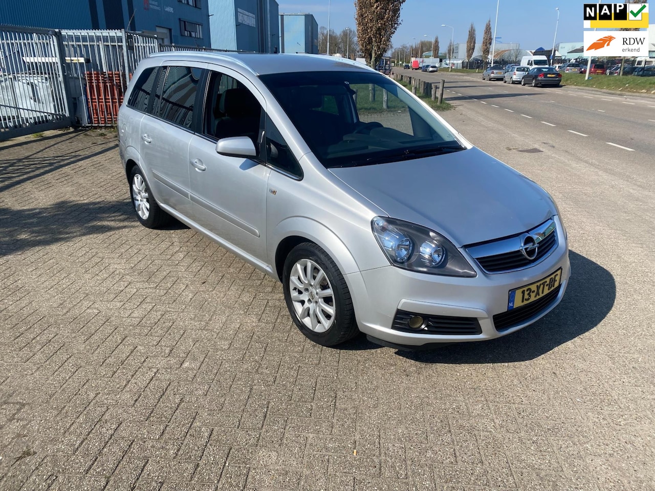 Opel Zafira - 1.8 Executive 1.8 Executive - AutoWereld.nl