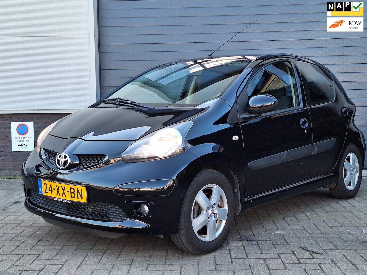 Toyota Aygo - | 1.0-12V Sport | Airco | - AutoWereld.nl