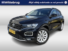 Volkswagen T-Roc - 1.0 TSI Style Business Executive Navigatie / El. A-Klep / Clima / Parkeersensoren / LED /