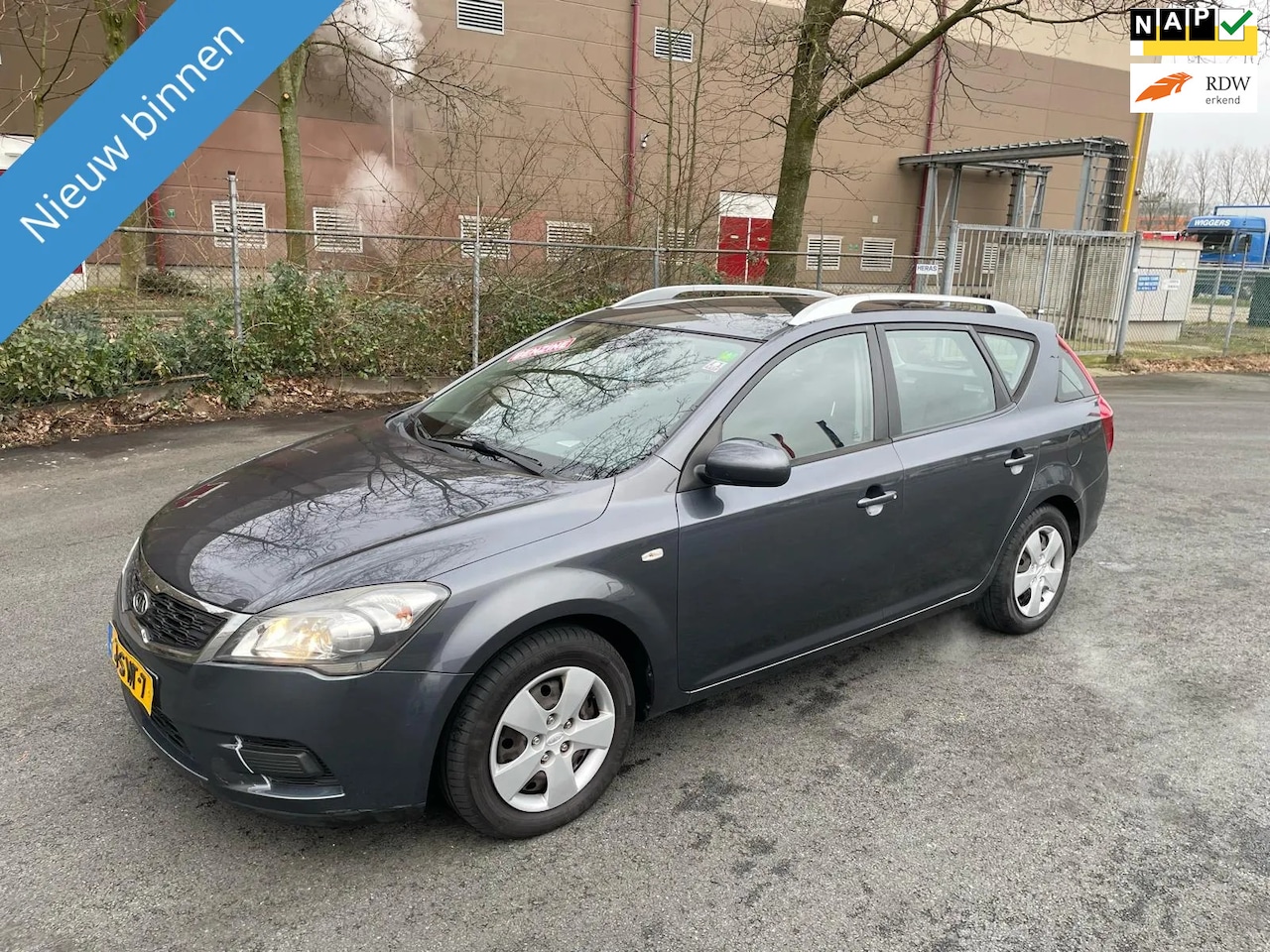 Kia Cee'd - 1.4 CVVT X-tra 1.4 CVVT X-tra - AutoWereld.nl