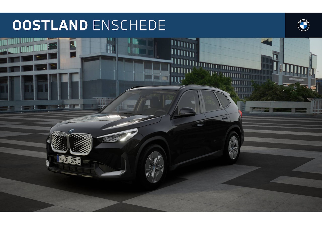 BMW iX1 - eDrive20 / Trekhaak / Parking Assistant / Stoelverwarming - AutoWereld.nl