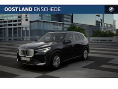 BMW iX1 - eDrive20 / Trekhaak / Parking Assistant / Stoelverwarming