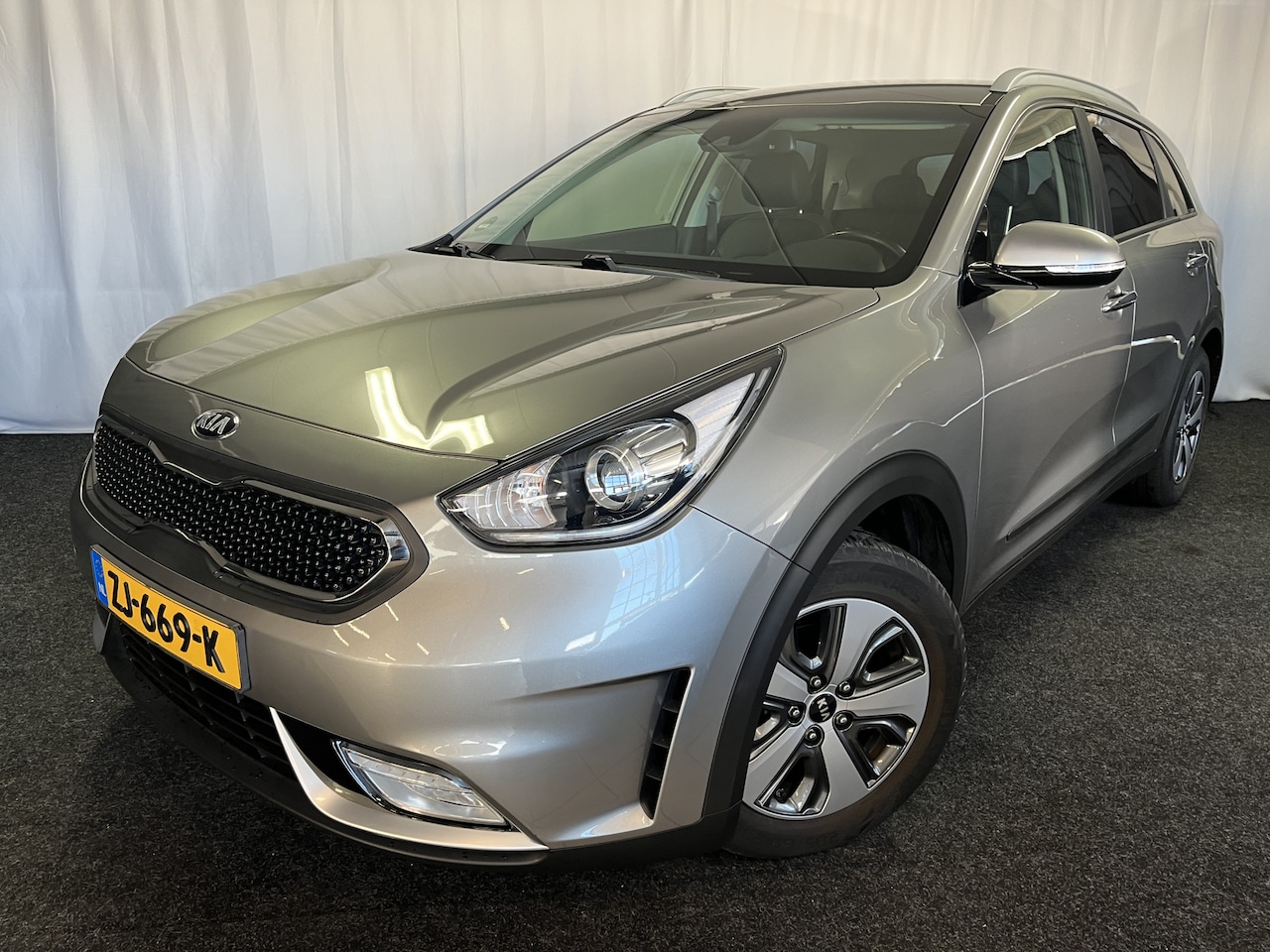 Kia Niro - 1.6 GDi Hybrid ExecutiveLine ECC/CAMERA/APPLE/TREKHAAK - AutoWereld.nl