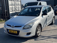 Hyundai i30 - 1.4i Active Cool Airco 5 Deurs