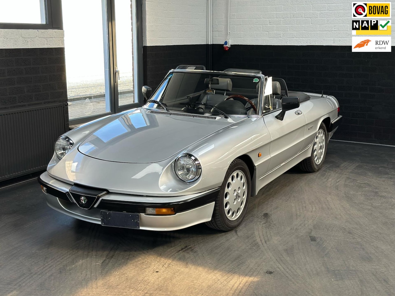 Alfa Romeo Spider - 2.0 QV 2.0 QV, NL Auto, Leder, Sportpakket, Zeer netjes, roestvrij - AutoWereld.nl