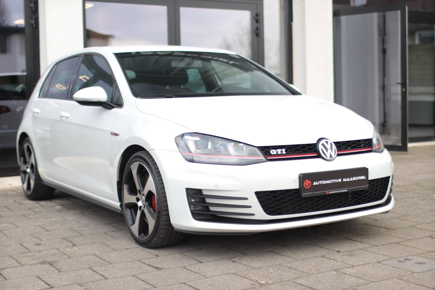 Volkswagen Golf - 2.0 TSI GTI Performance|PDC|Navi|DSG|Xenon| - AutoWereld.nl