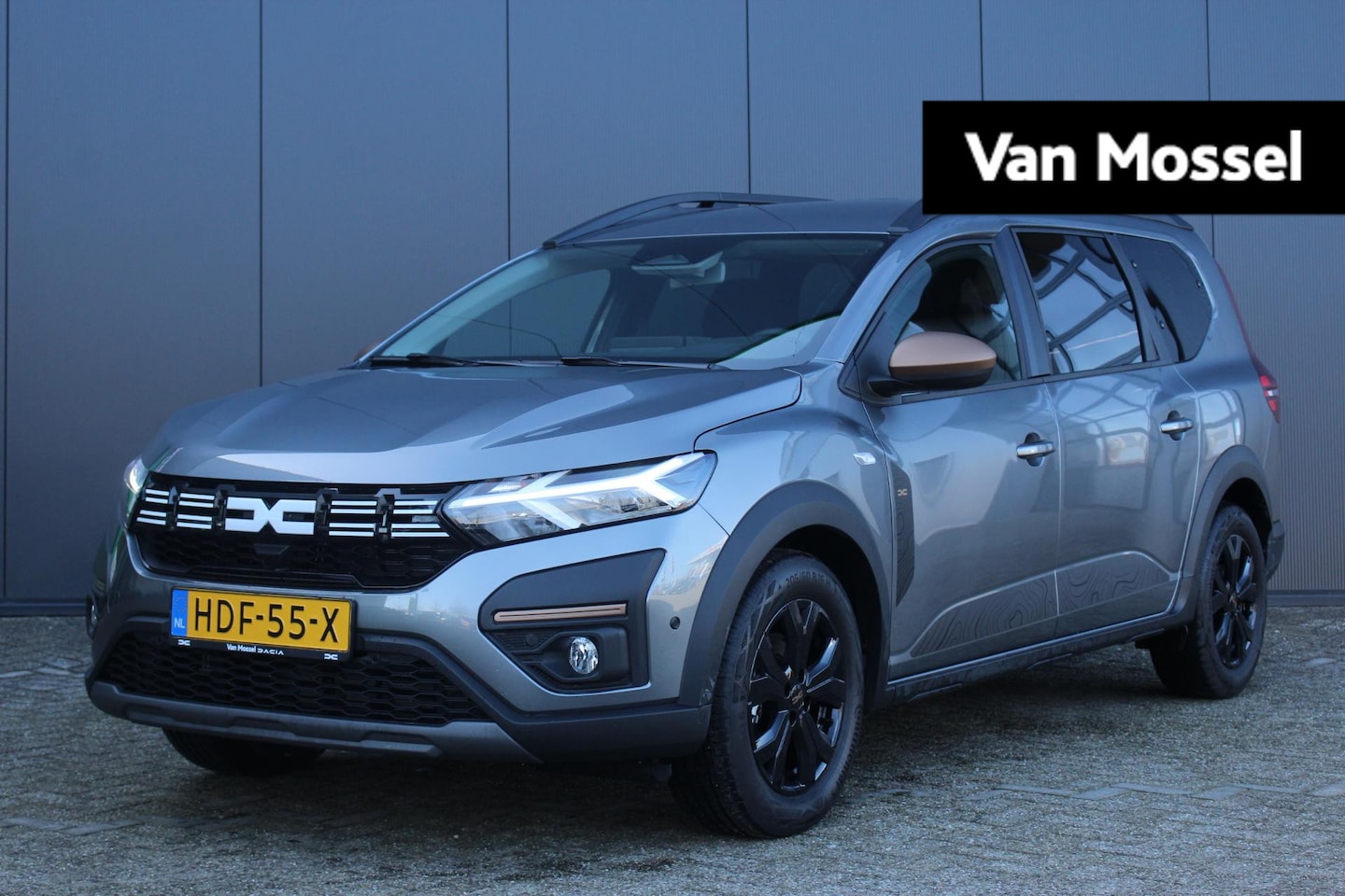 Dacia Jogger - 1.0 TCe 100Pk ECO-G Extreme 7p. | Draadloze Carplay | Parkeersensoren & Camera | Climate C - AutoWereld.nl