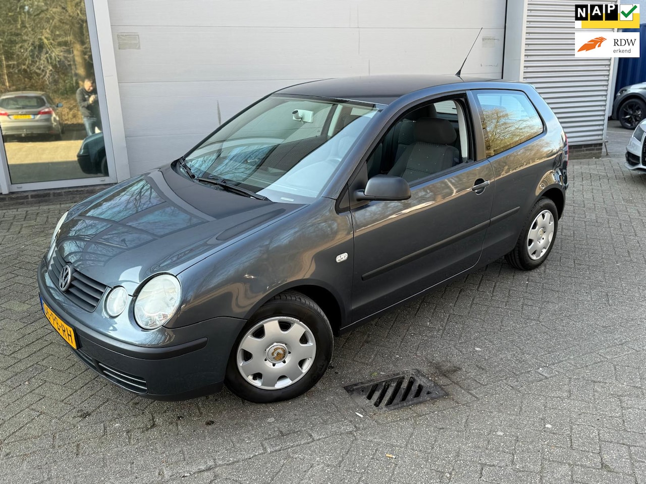 Volkswagen Polo - 1.4-16V / AIRCO / NETTE AUTO / DEALER ONDERHOUDEN - AutoWereld.nl