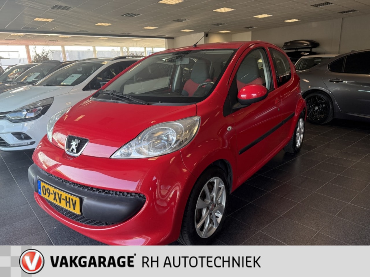 Peugeot 107 - 1.0-12V XS Urban M. - AutoWereld.nl