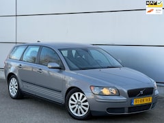 Volvo V50 - 1.8 Elite Airco Parrot |Lmv |Trekhaak |Stuurbed |Nap |Boekjes