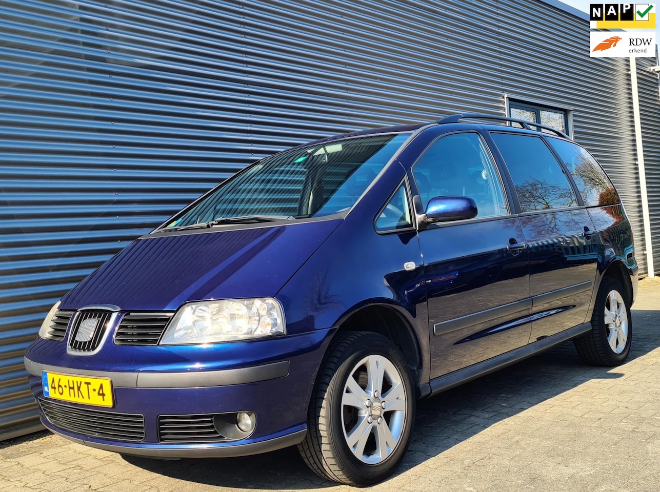 Seat Alhambra - 2.0 Active Style (7PERS.) 01-2009 Blauw Metallic - AutoWereld.nl