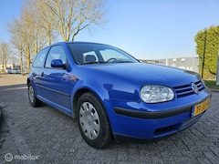 Volkswagen Golf - 1.9 TDI