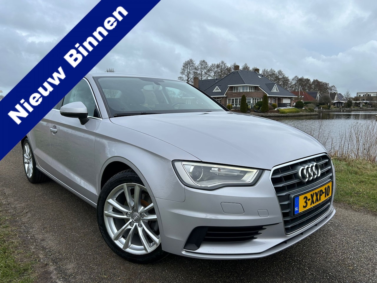 Audi A3 Limousine - 1.6 TDI Ambiente Pro Line Plus Half-leer / Clima / Topstaat! - AutoWereld.nl