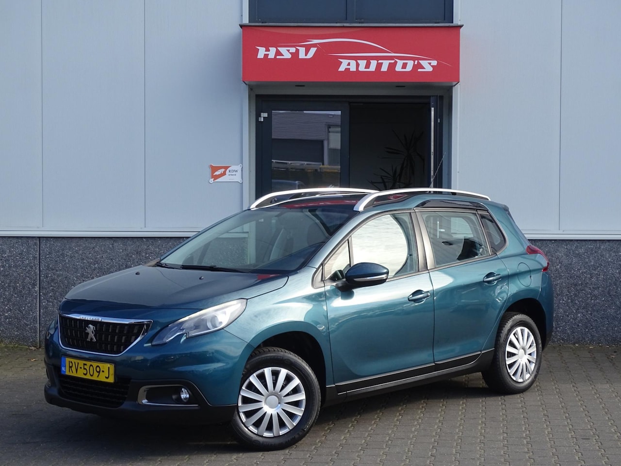 Peugeot 2008 - 1.2 PureTech Blue Lion navi airco org NL - AutoWereld.nl