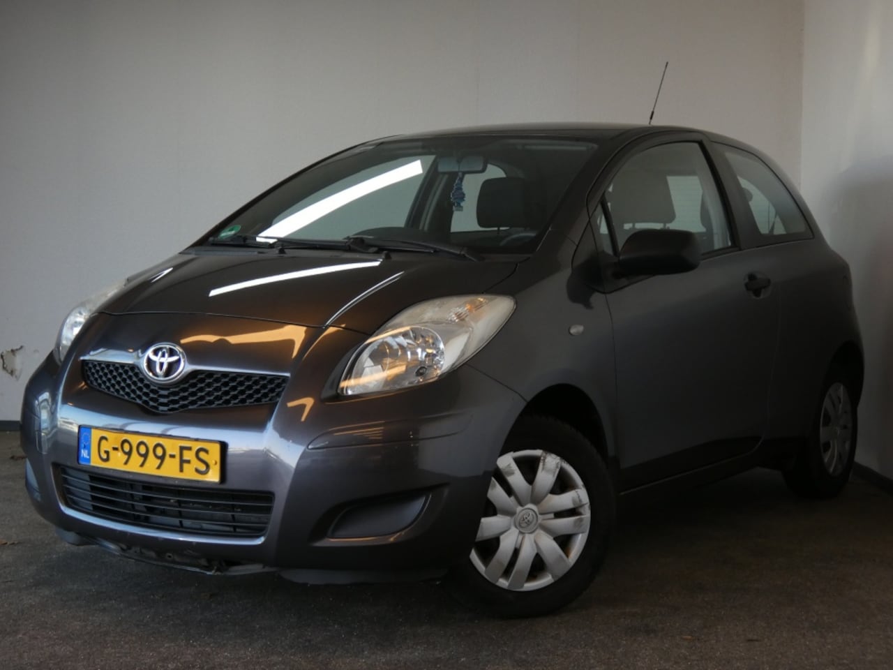 Toyota Yaris - 1.0 VVTi Acces Nwe APK airco - AutoWereld.nl