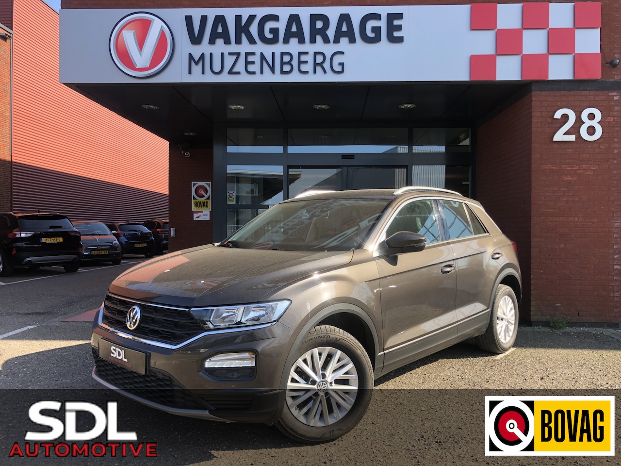 Volkswagen T-Roc - 1.0 TSI Style // ADAPT. CRUISE // NAVI+CARPLAY // CLIMA // PDC // LED // - AutoWereld.nl