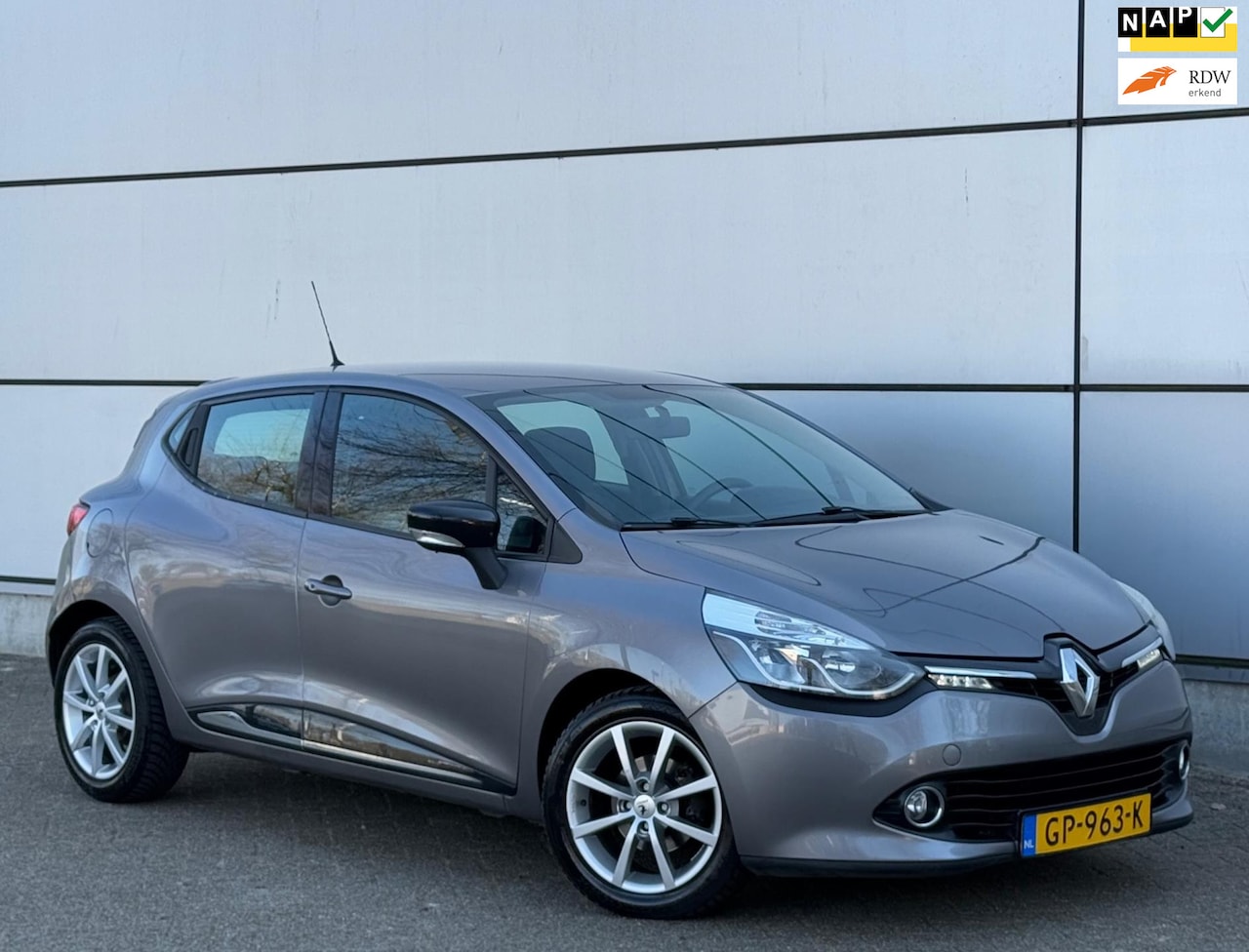 Renault Clio - 1.5 dCi ECO Dynamique Navi|Airco|Cruise|Led|Lmv|Nap|Boekjes - AutoWereld.nl