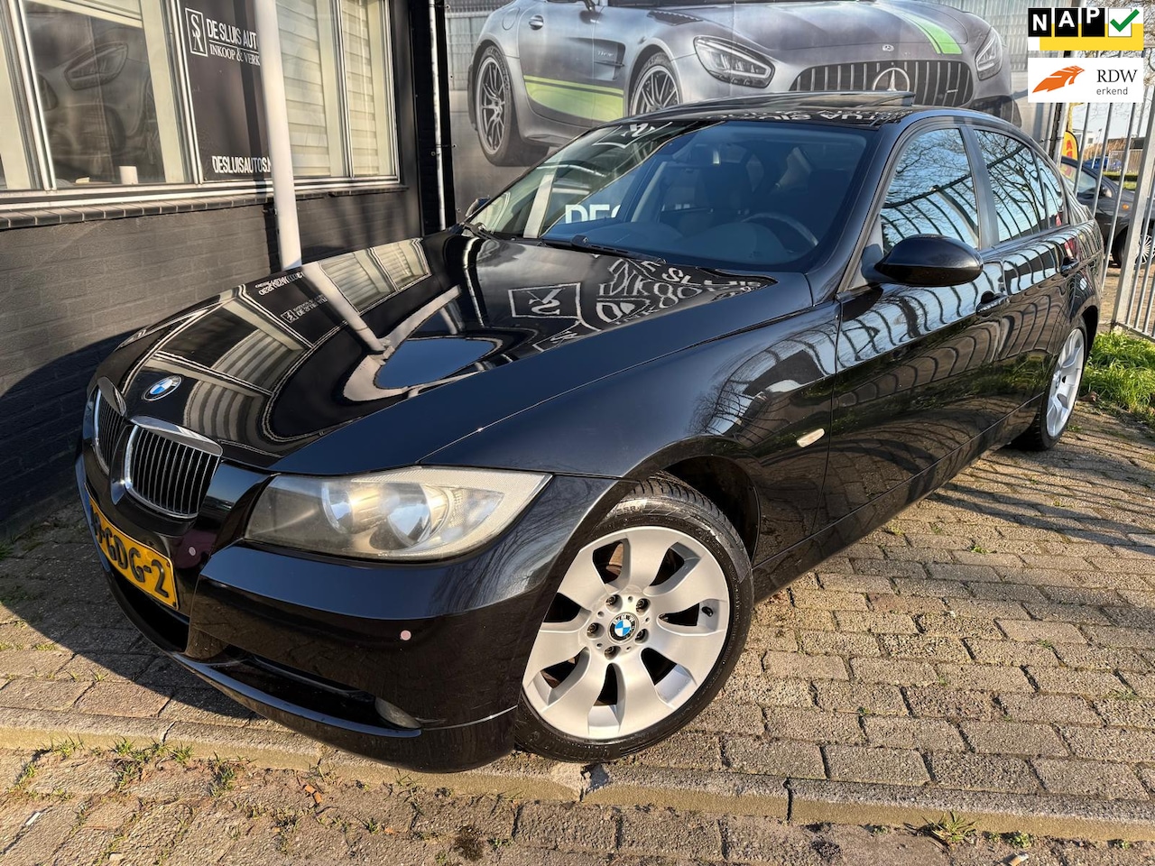 BMW 3-serie - 318i Executive NAVI DAK LEES!! READ!! - AutoWereld.nl