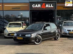 Volkswagen Golf - 1.4-16V Trendline SCHUIF/KANTELDAK/STLVRM/R32