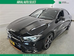 Mercedes-Benz CLA-Klasse - 200 163pk Automaat Coupe AMG Business Solution Plus Pakket | Panoramadak | Sfeerverlichtin