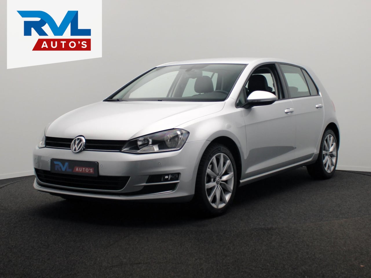 Volkswagen Golf - 1.2 TSI Business Edition Automaat Carplay Camera Navigatie Climate-control * Origineel Ned - AutoWereld.nl