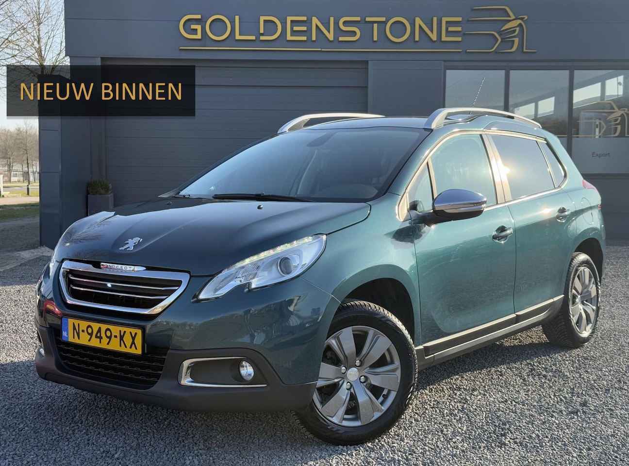 Peugeot 2008 - 1.2 PureTech Active 1e Eigenaar,Navi,Clima,Cruise,PDC,Trekhaak,APK tot 04-2026 - AutoWereld.nl