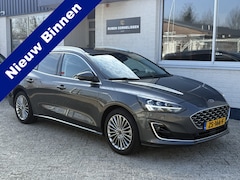 Ford Focus Wagon - 1.5 EcoBoost Vignale | Trekhaak | Head Up | Leder | Navi | Stoelverwarming