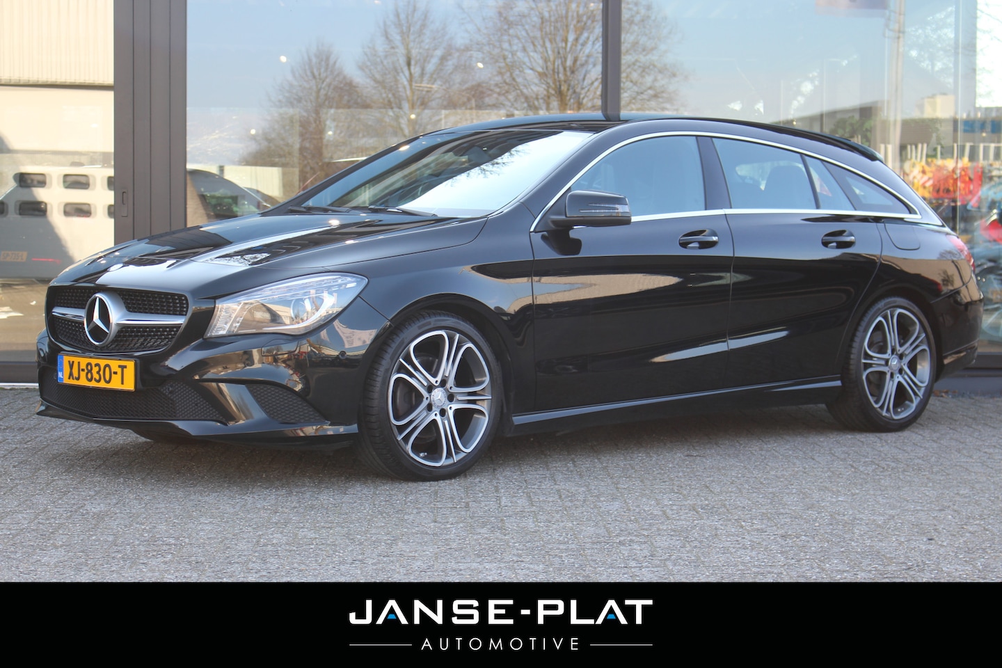 Mercedes-Benz CLA-klasse Shooting Brake - 200 AUT Urban Camera | Trekhaak | Stoelverwarming | - AutoWereld.nl