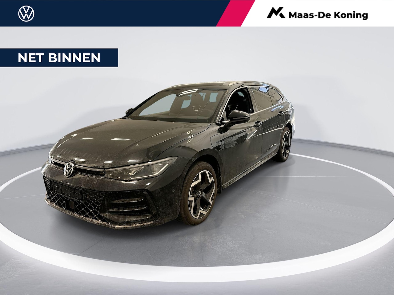 Volkswagen Passat Variant - 1.5 eHybrid 272pk DSG R-Line Edition · Keyless · Massage · Camera · Elek. trekhaak · Elek. - AutoWereld.nl