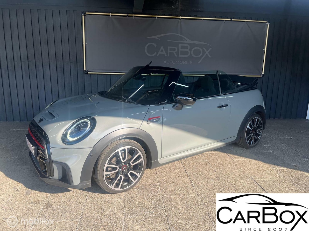 MINI Cabrio - 2.0 Cooper S MINI Yours - AutoWereld.nl