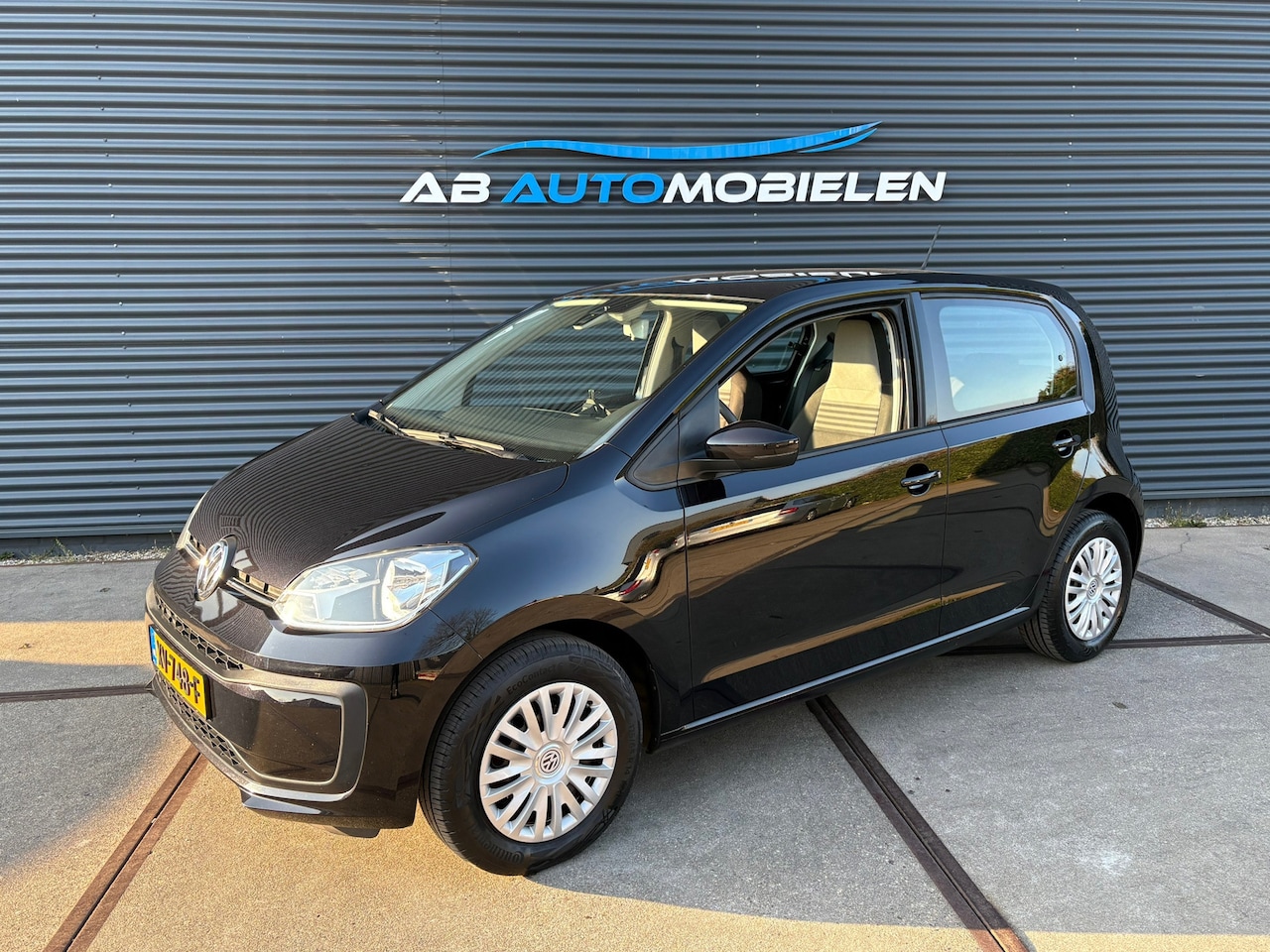 Volkswagen Up! - 1.0 BMT move up! 5 DEURS/ BLUETOOTH/ LED VERLICHTING - AutoWereld.nl