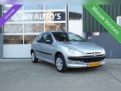 Peugeot 206 - 1.4 Gentry Premium, Automaat, 85.686 Kilometer