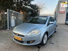 Fiat Bravo - 1.4 Corporate, Clima, Cruise Control, Schuifdak