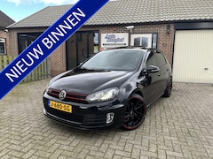 Volkswagen Golf - 2.0 GTI Leer Schuifdak Navigatie Xenon 19"