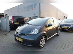 Toyota Aygo - 1.0 12V VVT-I 5DRS Plus