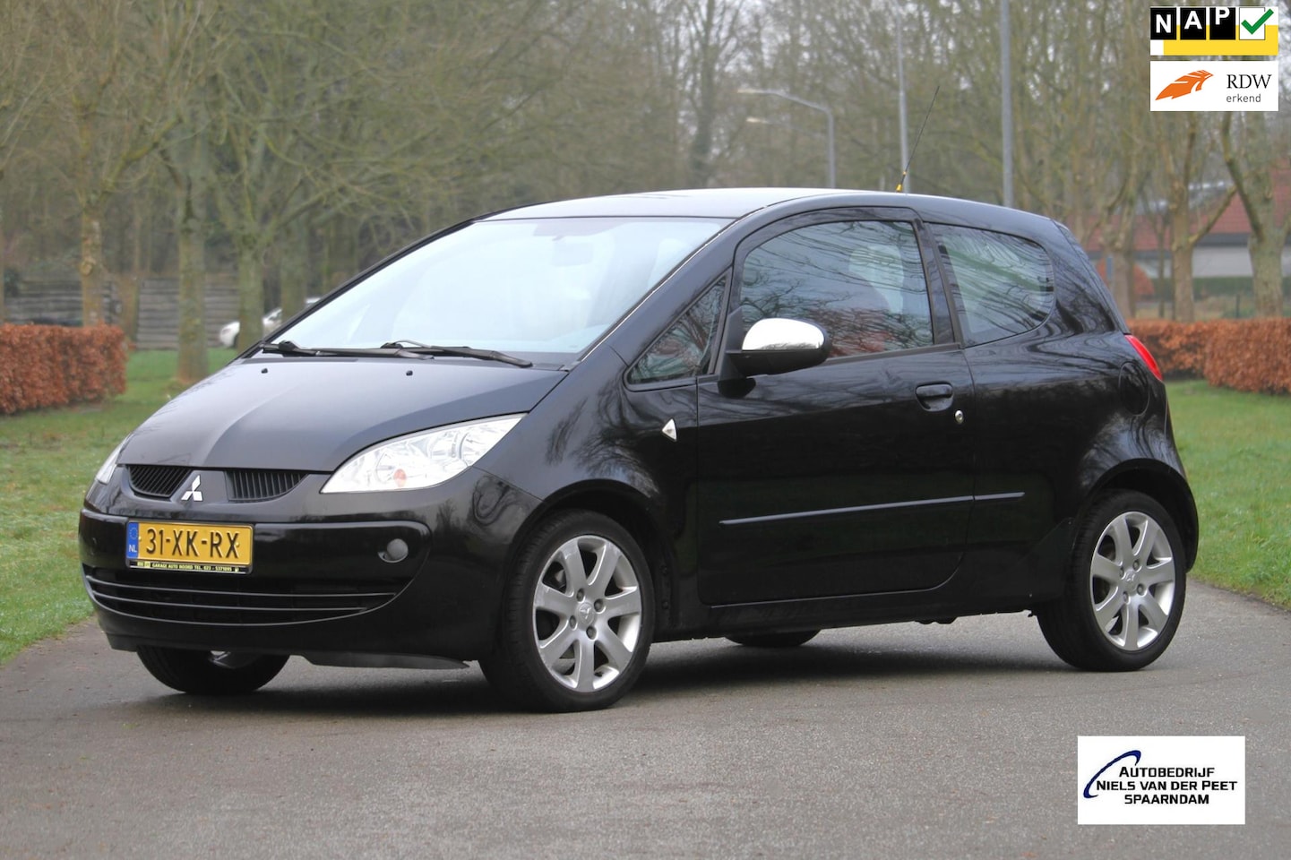 Mitsubishi Colt - 1.3 Inform / APK tot 15 april 2026 / Stuurbekrachtiging / Sportvelgen - AutoWereld.nl