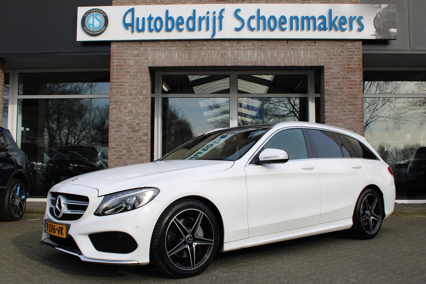 Mercedes-Benz C-klasse Estate - 180 PANO LEER STOELVERW. NAVI 2xPDC 18"LMV LED ZWARTE-HEMEL STUURFLIPPERS ENZ! - AutoWereld.nl