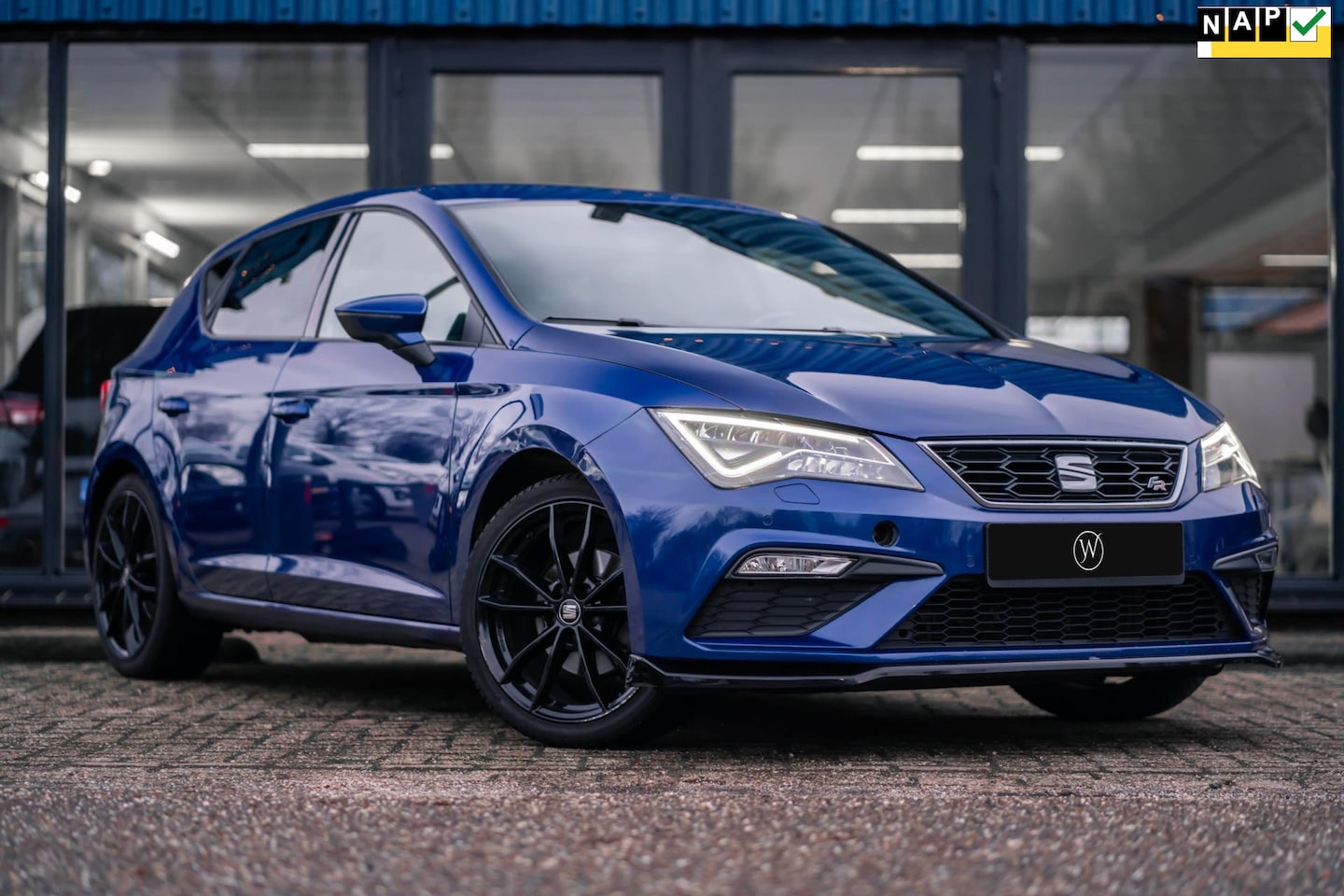 Seat Leon - 2.0 TDI FR Clima Facelift Carplay Parkcensoren etc - AutoWereld.nl