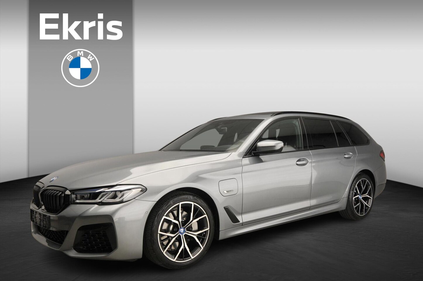 BMW 5-serie Touring - 530e xDrive M-Sportpakket - AutoWereld.nl