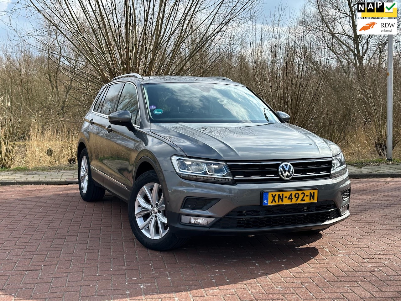 Volkswagen Tiguan - 1.5 TSI ACT Highline Nap/Led/DigiDash/Cam - AutoWereld.nl