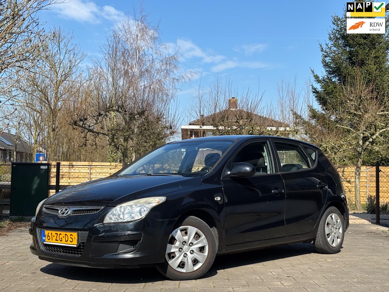 Hyundai i30 - 1.4i Active Cool | Airco + El. Ramen | NAP | 5-drs | Carplay! - AutoWereld.nl