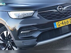 Opel Grandland X - 1.2 Turbo Business Executive 130pk Automaat - Diamond Black - Chique