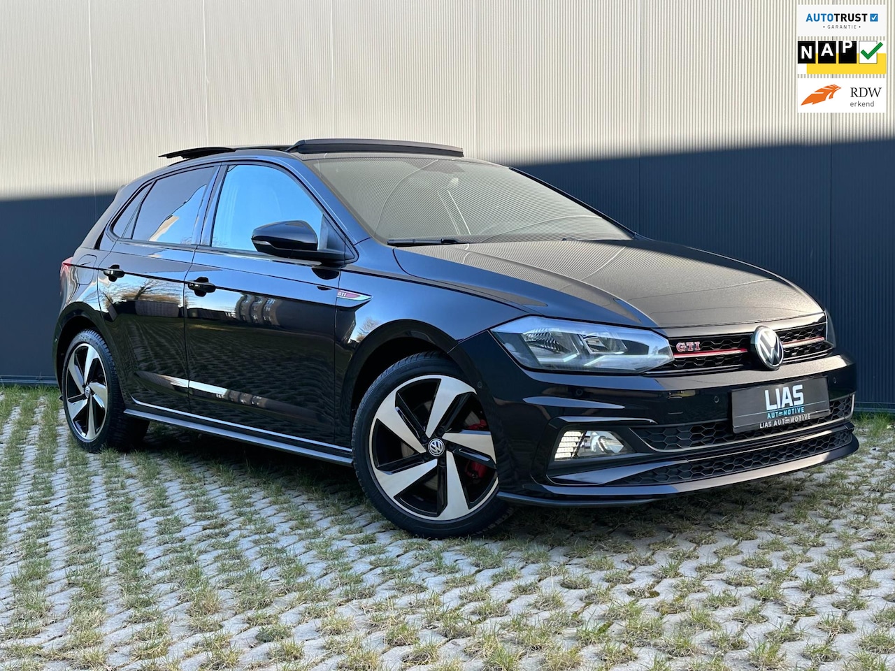 Volkswagen Polo - 2.0 TSI GTI | PANO | DSG | Dealer onderhouden | Keyless | Automatisch inparkeren | Blindsp - AutoWereld.nl