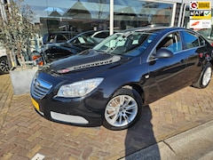 Opel Insignia - 1.8 Edition, nette en ruime auto